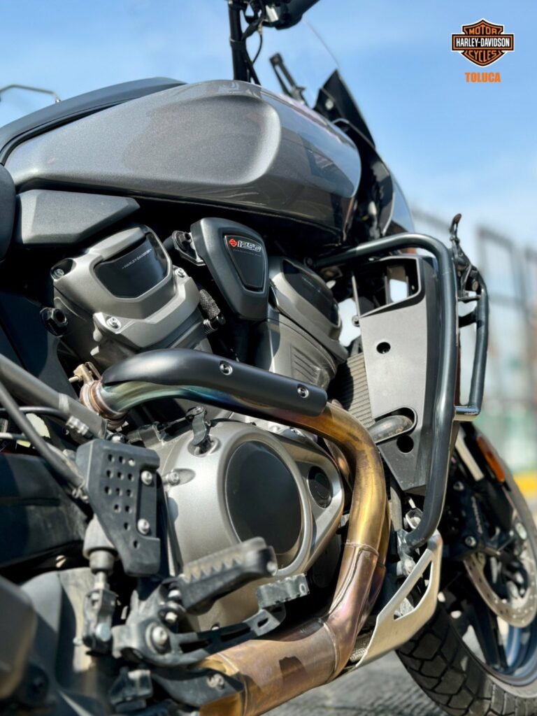 2022 Pan America 1250 S 8