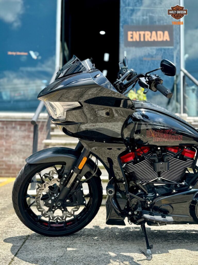 2024 Road Glide CVO ST 1