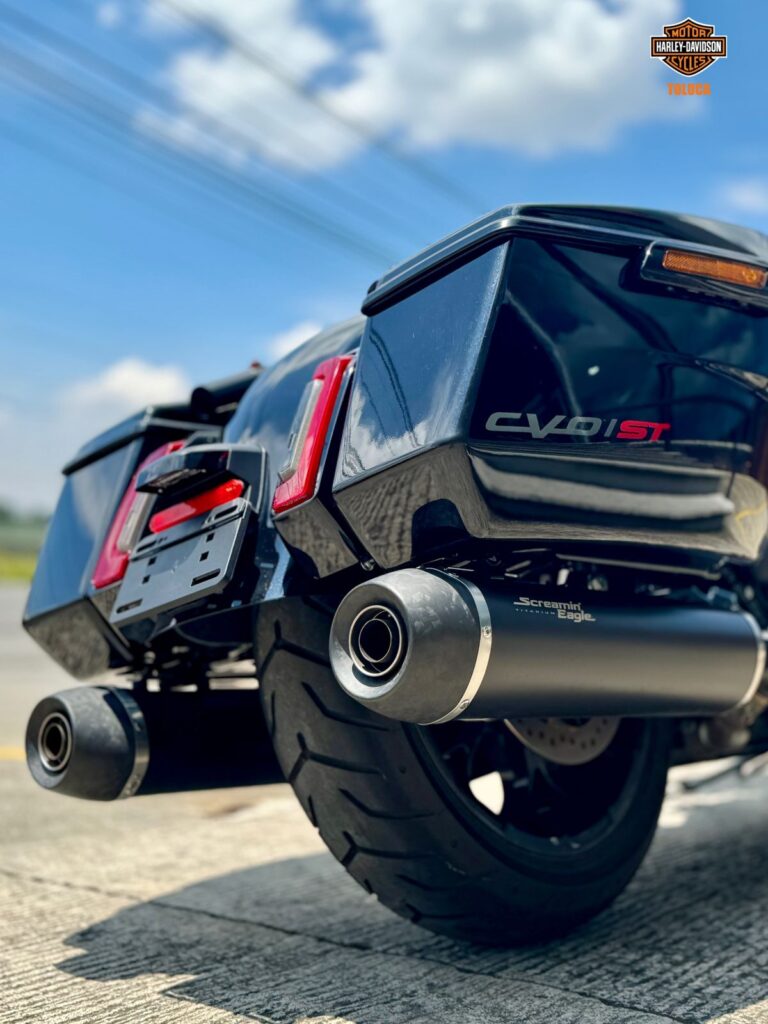 2024 Road Glide CVO ST 7