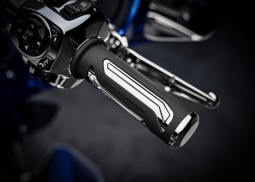 2026-cvo-street-glide-limited-beauty-carbide-collection-ls