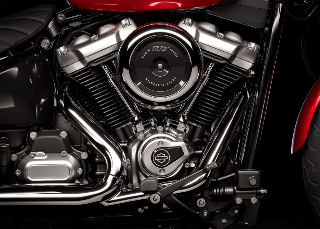 2026-street-bob-beauty-engine-ls